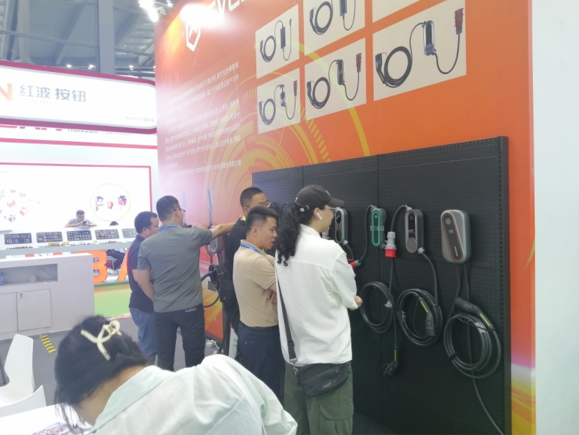 2024上海充电桩展会.jpg 2024上海充电桩展会.jpg